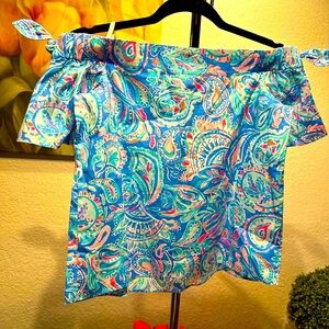 Lilly Pulitzer beautiful off shoulder tops size XXS